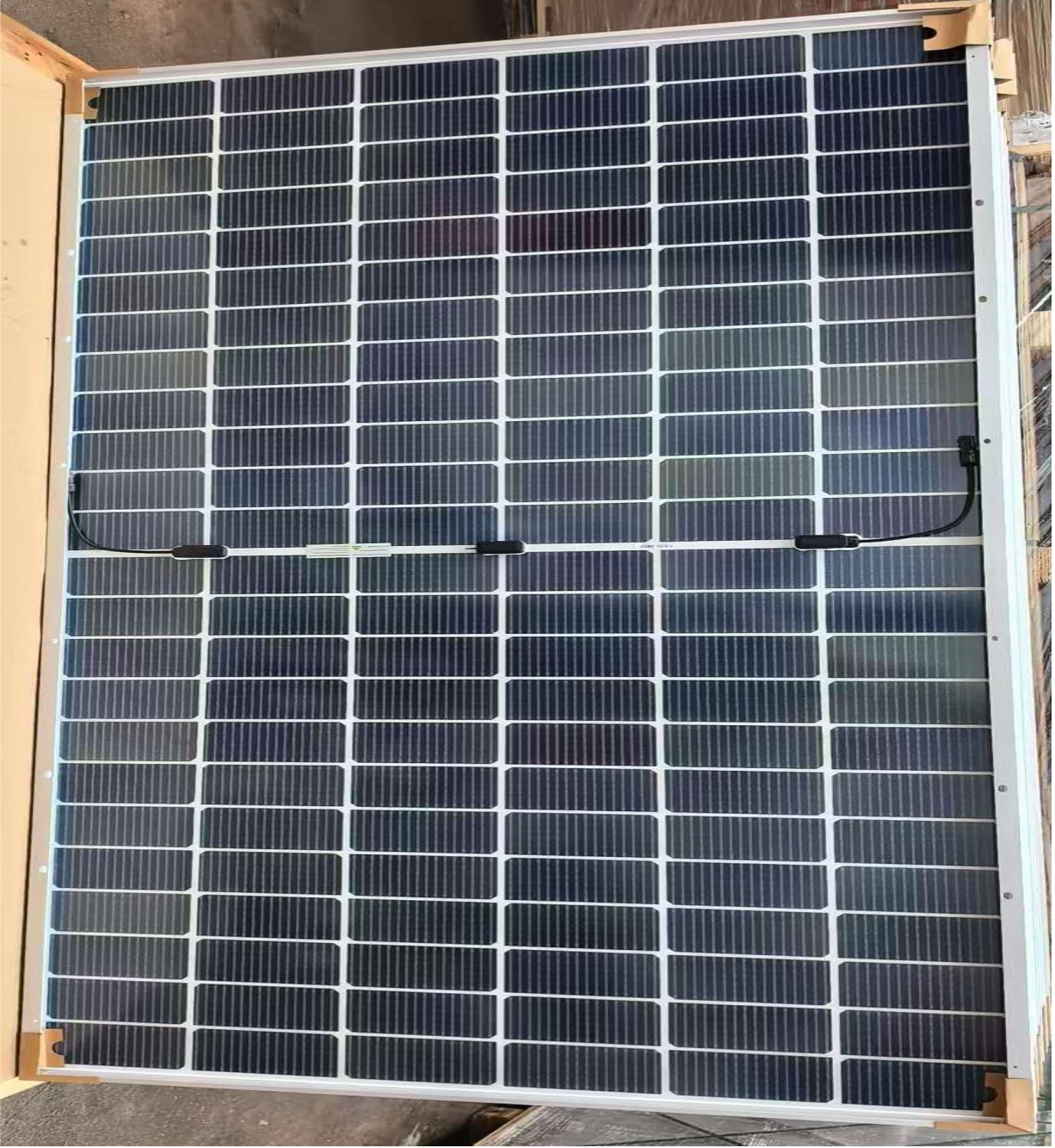 Bifacial Solar Panel